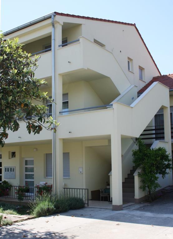Martina Sun Apartment 자다르 객실 사진